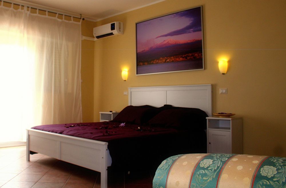 Tano'S Apartamento Giardini Naxos Exterior foto